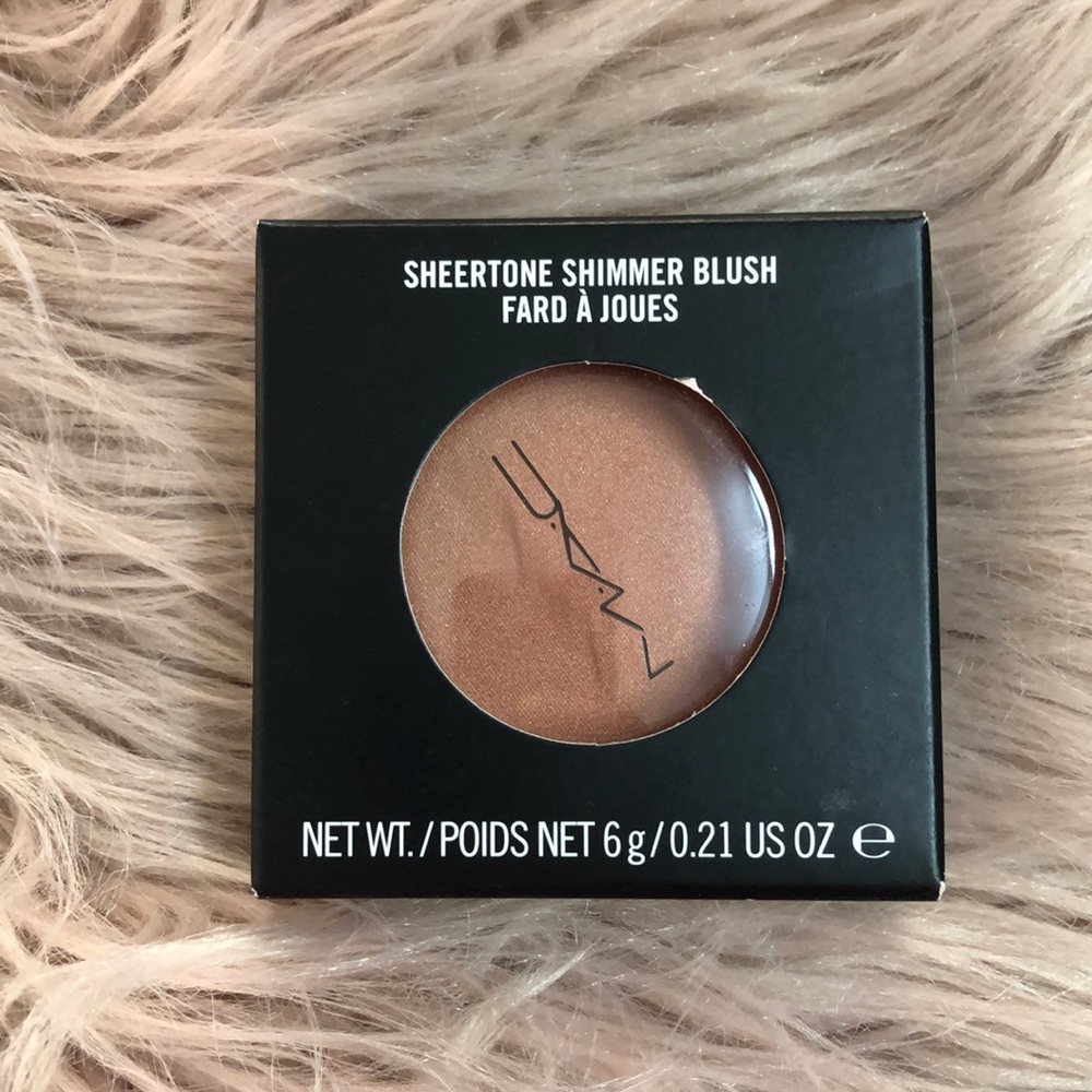 MAC Cosmetics Sheertone Shimmer Blush Peachtwist
